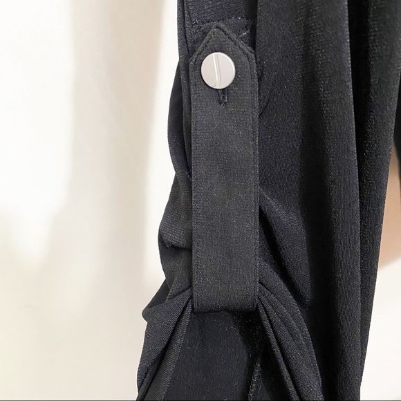 JONES NEW YORK Signature NWT crossover front v-neck roll up tab sleeve top M - Picture 3 of 8